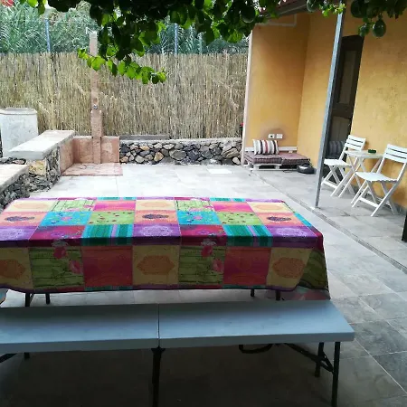Casa La Terraza 펜션 바예에르모소